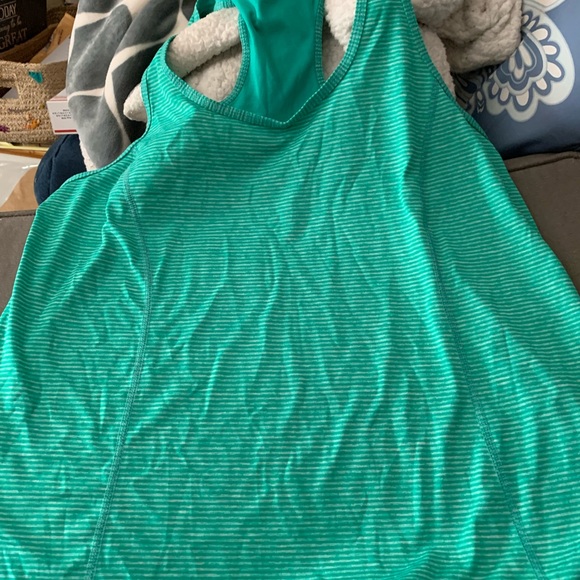 Razor back shirt it’s like new. - Picture 1 of 3